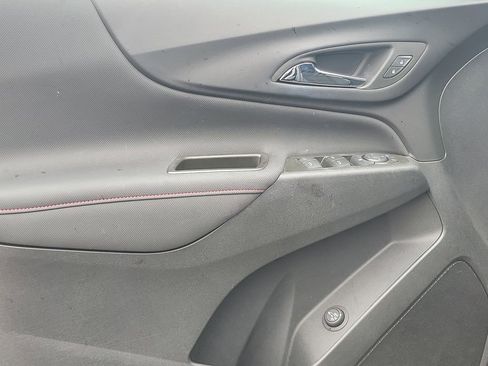 Certified 2023 Chevrolet Equinox RS w/ LPO, Floor Liner Package image 24