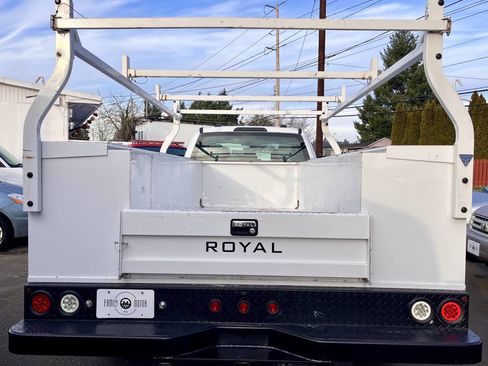 Used 2021 Ford F550 4x4 Crew Cab Super Duty image 4