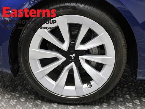 Used 2022 Tesla Model 3 Standard Range RWD image 29