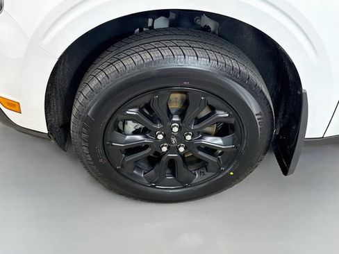 Certified 2024 Ford Maverick XLT w/ XLT Luxury Package FWD image 29
