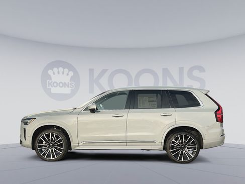 New 2026 Volvo XC90 B6 Plus w/ Protection Package Premier AWD/4WD image 2