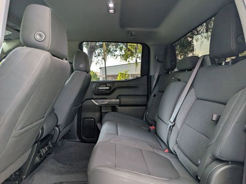 Used 2022 Chevrolet Silverado 1500 RST AWD/4WD image 17