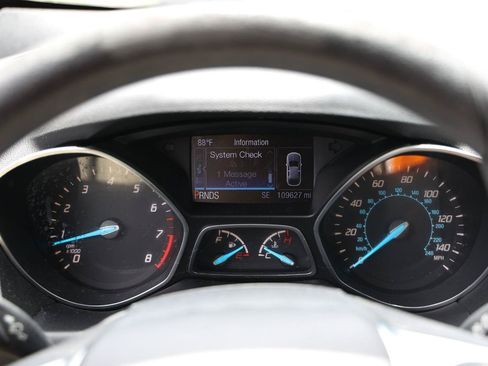 Used 2016 Ford Escape S FWD image 28