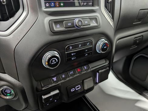 Used 2024 GMC Sierra 2500 Pro image 23