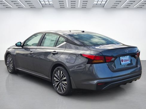 New 2026 Nissan Altima 2.5 SV FWD image 6