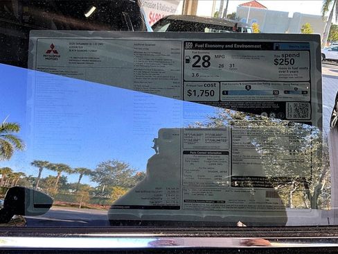 New 2026 Mitsubishi Outlander SE image 14