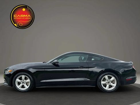 Used 2017 Ford Mustang Coupe RWD image 2