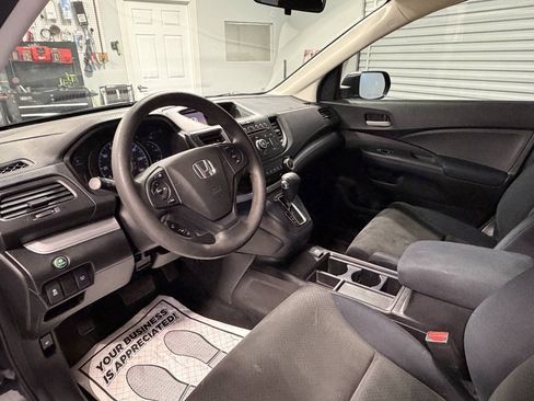 Used 2015 Honda CR-V LX image 11