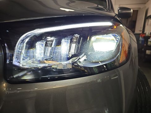 Certified 2025 Mercedes-Benz GLS 450 4MATIC image 34