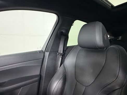 Used 2022 BMW X6 xDrive40i AWD/4WD image 25