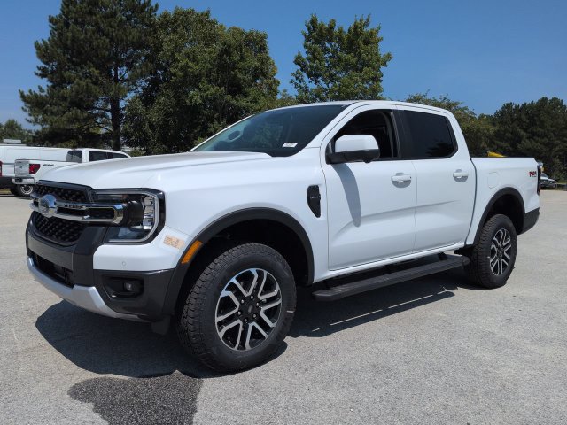 Used 2026 Ford Ranger Lariat w/ FX4 Off-Road Package AWD/4WD image 8