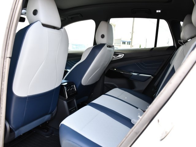 New 2026 Volkswagen ID.4 Pro S AWD/4WD image 19