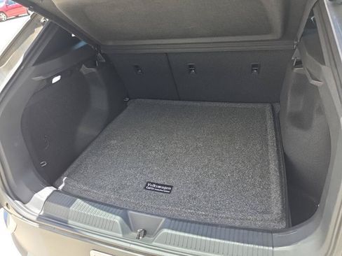 Certified 2025 Volkswagen ID.4 Pro RWD image 3