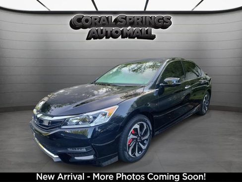 Used 2017 Honda Accord EX-L image 2