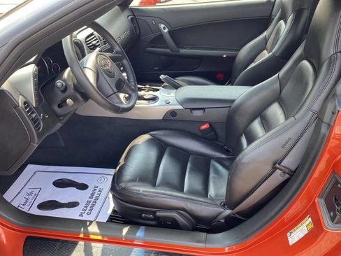 Used 2005 Chevrolet Corvette Coupe w/ Preferred Equipment Group image 16