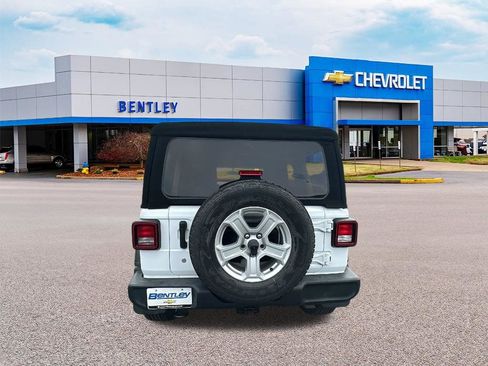 Used 2019 Jeep Wrangler Unlimited Sport S AWD/4WD image 5
