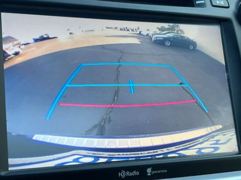 Used 2015 Toyota Highlander XLE image 23