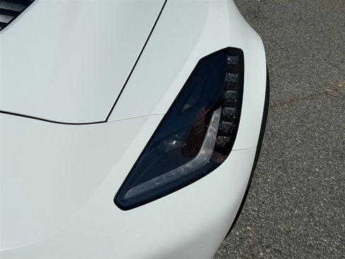 Used 2016 Chevrolet Corvette Z06 w/ 3LZ Preferred Equipment Group image 16