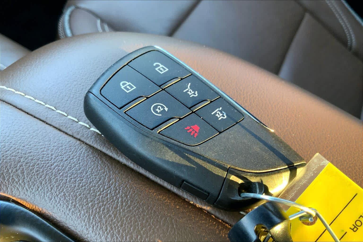 Used 2021 Chevrolet Tahoe High Country RWD image 14