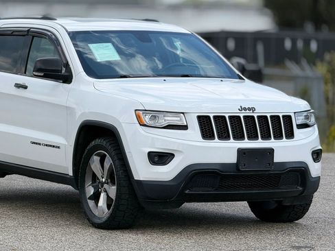 Used 2015 Jeep Grand Cherokee Limited w/ Luxury Group II AWD/4WD image 15