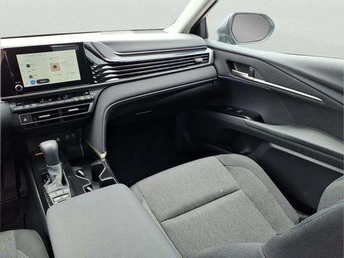 Used 2026 Toyota Camry LE FWD image 12