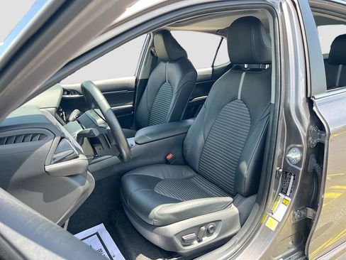 Used 2024 Toyota Camry SE w/ Convenience Package FWD image 19