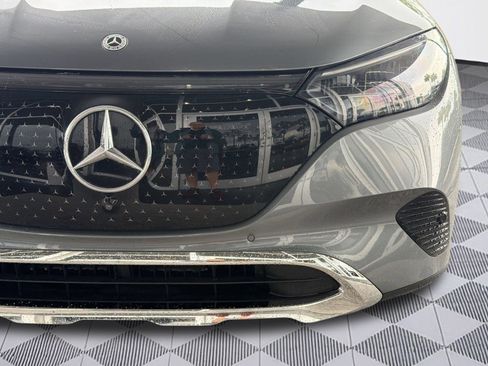 Used 2023 Mercedes-Benz EQE 350+ 4MATIC SUV image 12