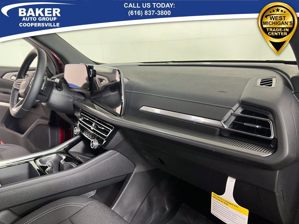 New 2026 Chevrolet Traverse LT w/ Sun and Wheel Package AWD/4WD image 13
