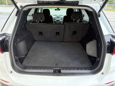Used 2018 Chevrolet Equinox LT AWD/4WD image 18