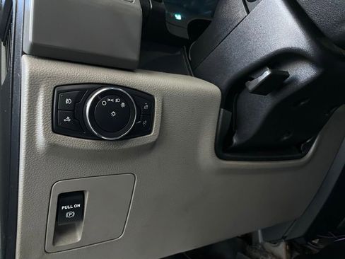 Used 2018 Ford F150 XL w/ Equipment Group 101A Mid image 26