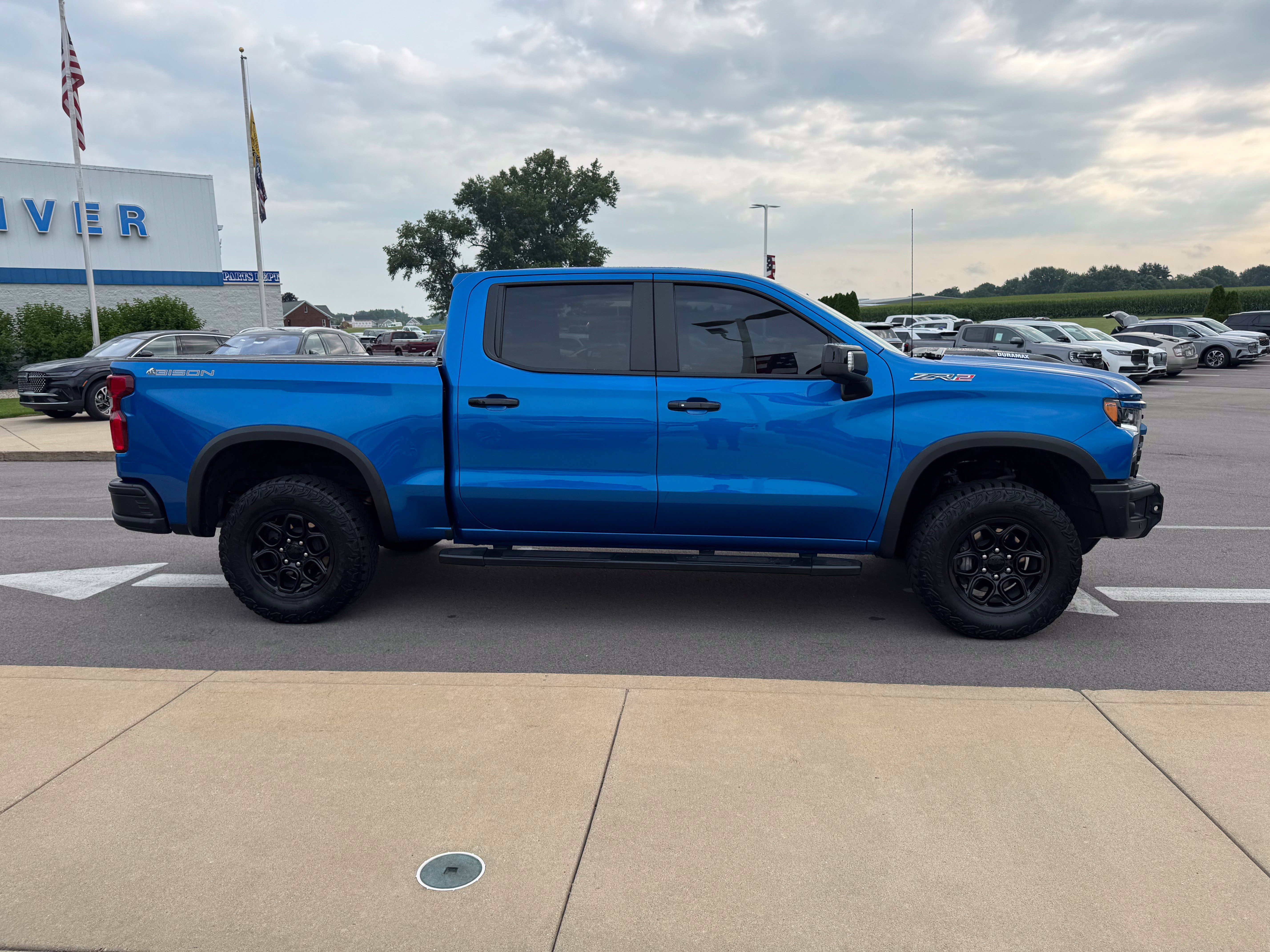 Used 2024 Chevrolet Silverado 1500 ZR2 w/ ZR2 Bison Edition AWD/4WD image 8