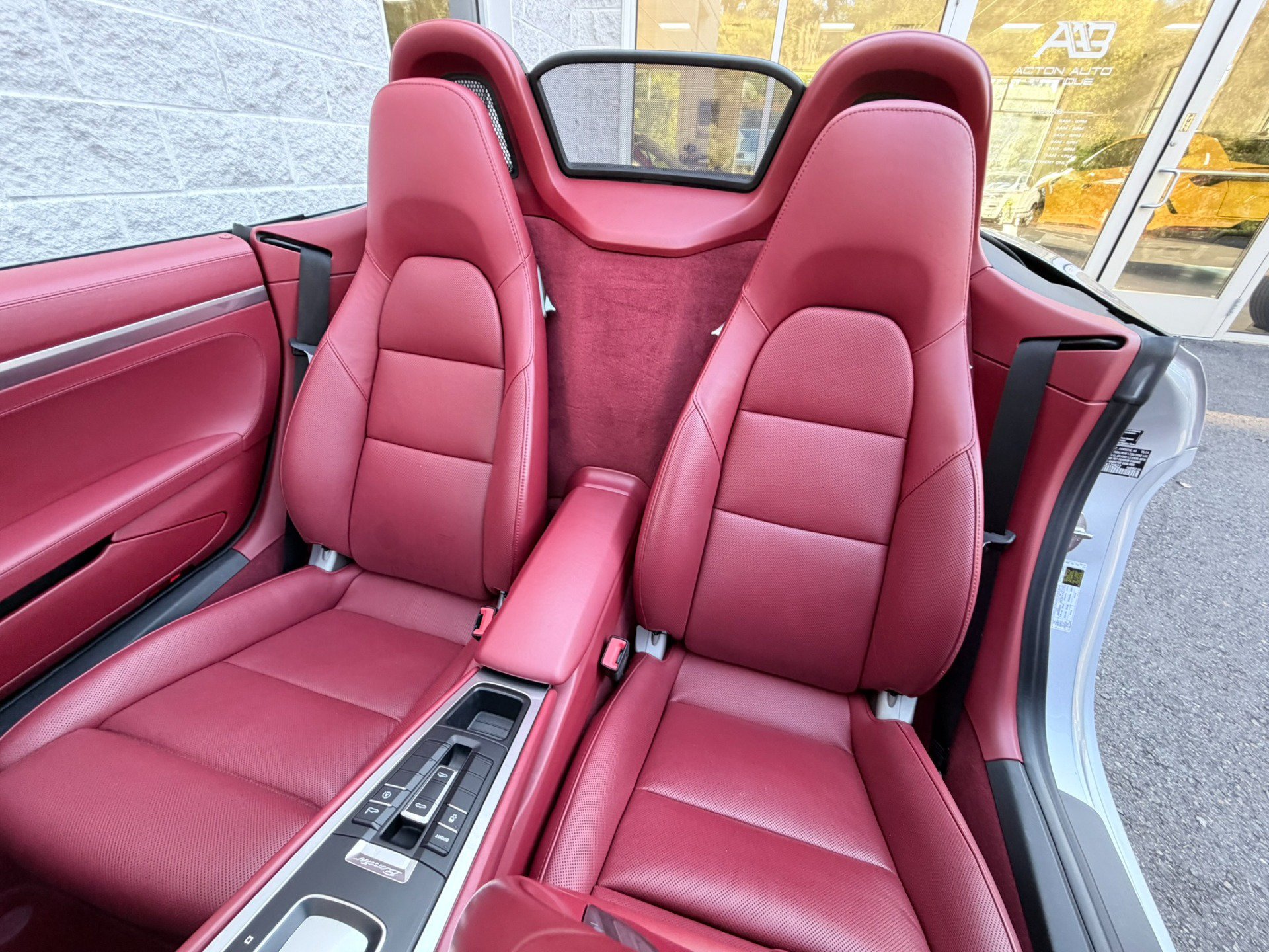 Used 2014 Porsche Boxster RWD image 43