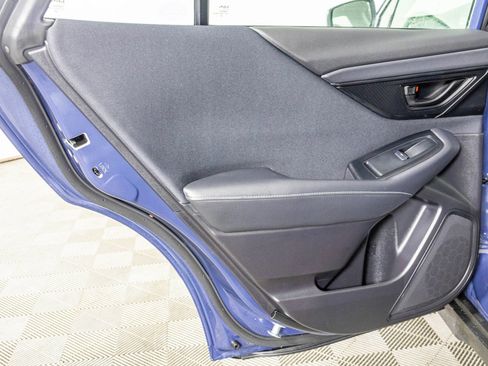 Used 2025 Subaru Outback image 28