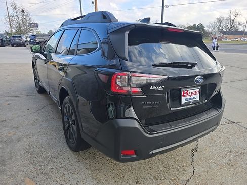 Used 2023 Subaru Outback Onyx Edition XT image 8