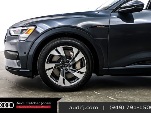 Used 2023 Audi e-tron Premium w/ Convenience Plus Package image 10
