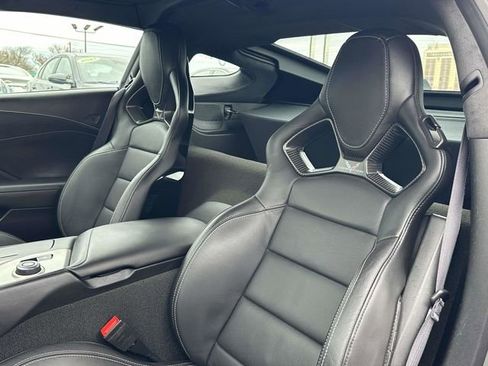 Used 2016 Chevrolet Corvette Z06 w/ 3LZ Preferred Equipment Group image 22