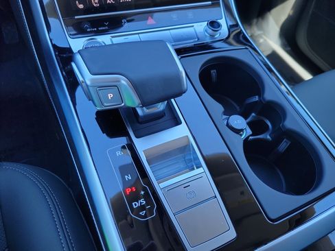 New 2026 Audi Q8 Premium Plus image 29