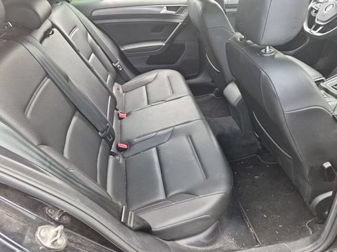 Used 2021 Volkswagen Golf 4-Door FWD image 23