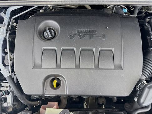 Used 2019 Toyota Corolla L image 27