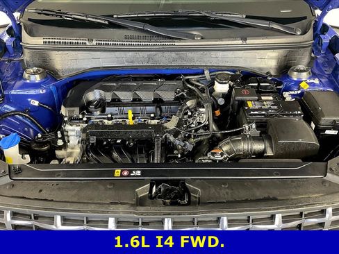 Certified 2026 Hyundai Venue SEL FWD image 28