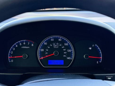 Used 2010 Hyundai Elantra w/ Comfort Pkg 2 FWD image 14
