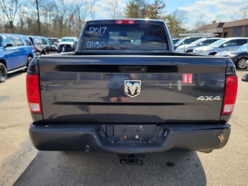 Used 2017 RAM 1500 Tradesman AWD/4WD image 11