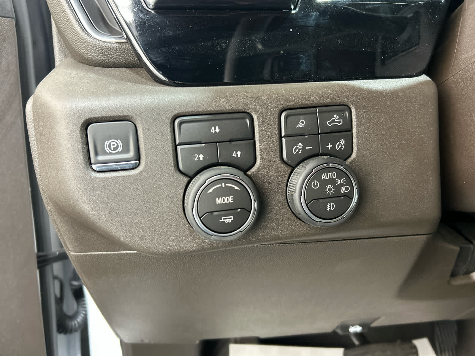 Used 2026 Chevrolet Silverado 2500 LT w/ All Star Edition AWD/4WD image 30