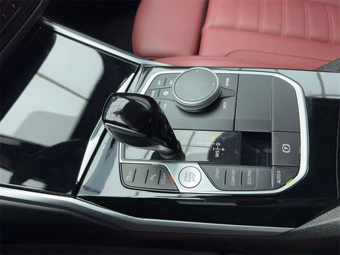 Used 2022 BMW 230i Coupe w/ M Sport Package image 28