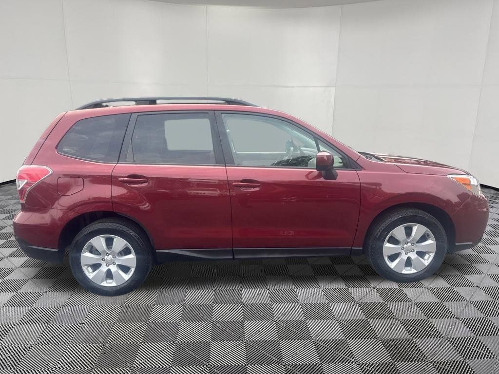 Used 2015 Subaru Forester 2.5i Premium w/ All-Weather Package AWD/4WD image 10
