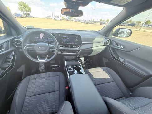 Used 2026 Chevrolet Equinox LT w/ Midnight Edition FWD image 17