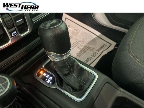 Used 2026 Jeep Wrangler Unlimited Sport AWD/4WD image 8