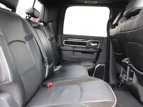 Used 2022 RAM 2500 Laramie w/ Night Edition AWD/4WD image 23