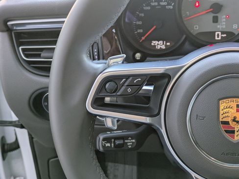 Used 2019 Porsche Macan S image 18