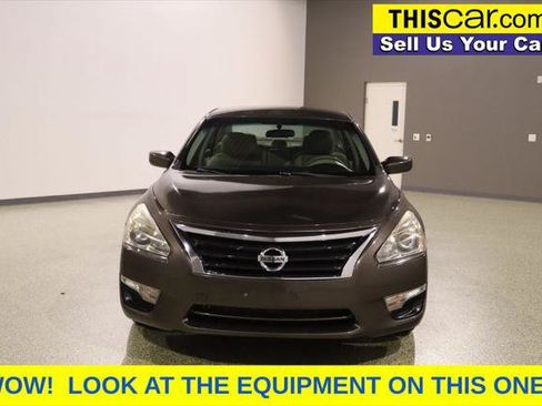 Used 2014 Nissan Altima 2.5 SV FWD image 3